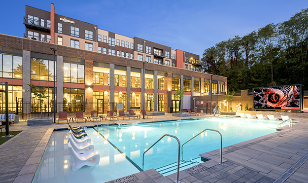 Resort-Style Pool