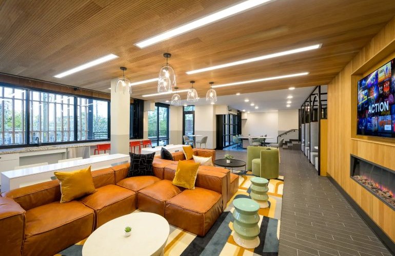 resident lounge